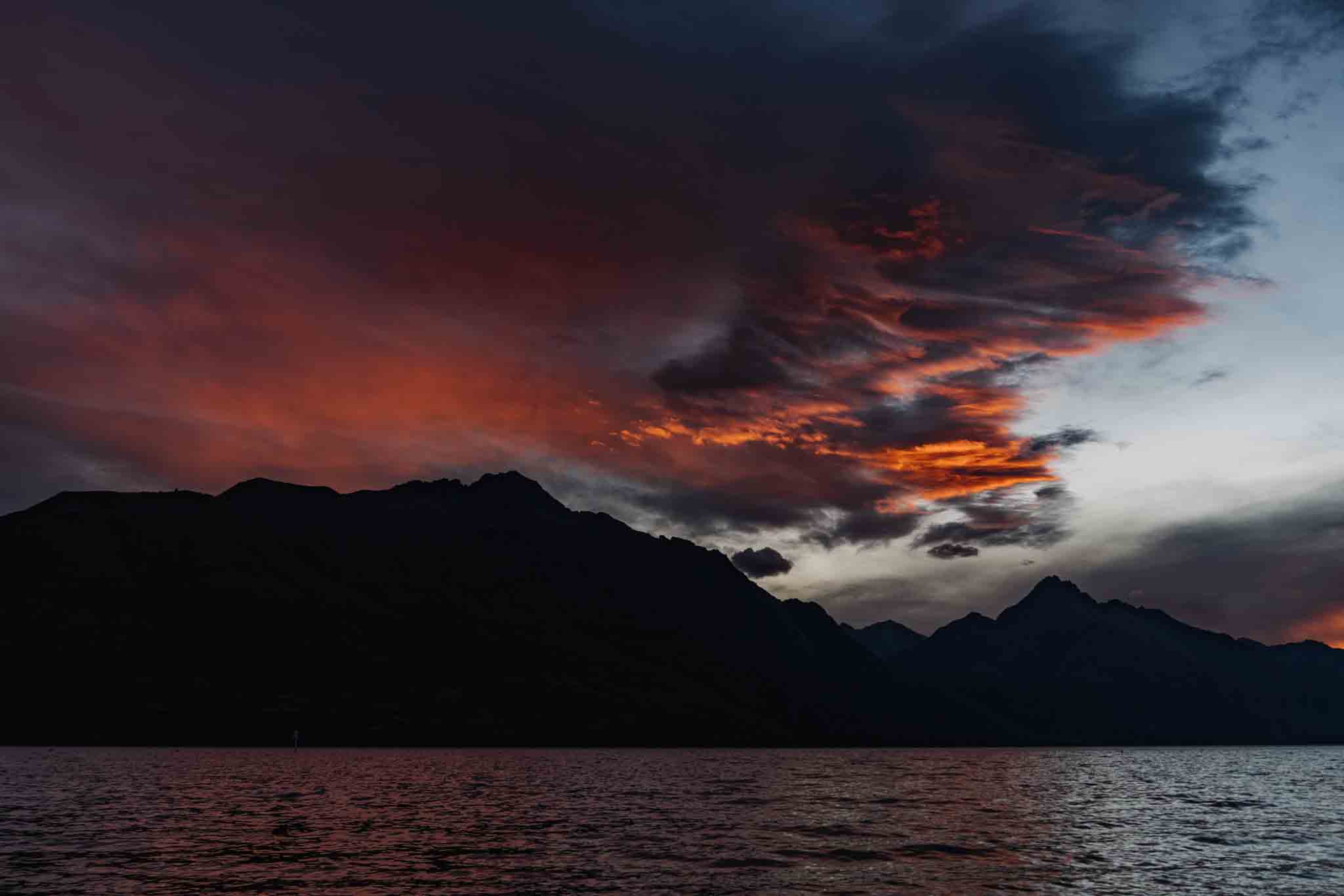 Sunset of Lake Whakatipu 4