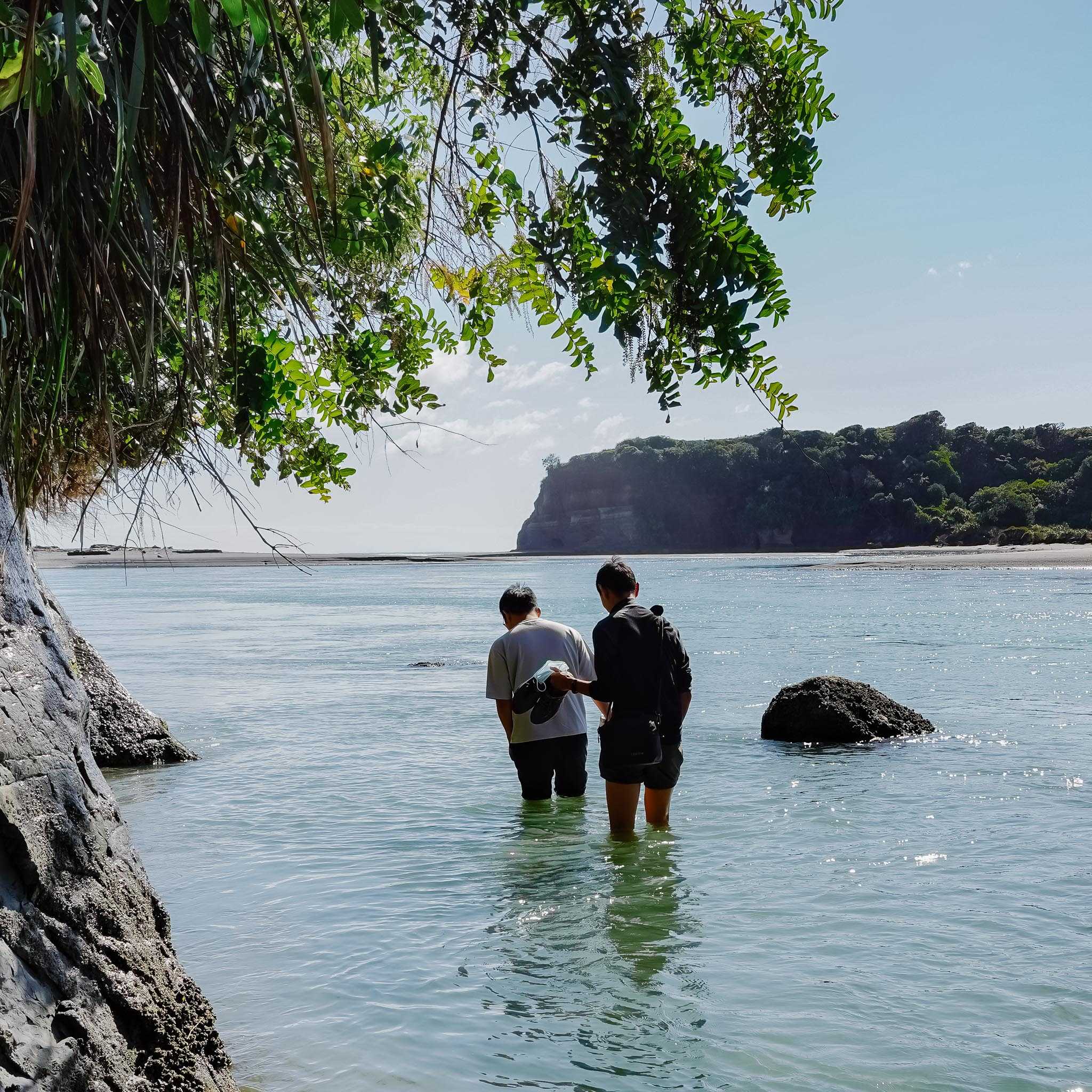 Wading towards the Elephant Rock 2